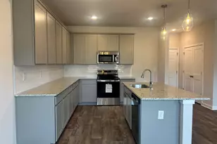 502 Headwater Ct, Lagrange, GA 30241 - Photo 5