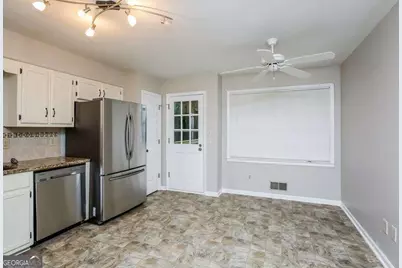 3999 Tall Pine Drive, Marietta, GA 30062 - Photo 3