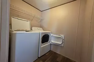 221B Cathey Rd, Mountain City, GA 30562 - Photo 9