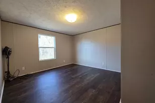 221B Cathey Rd, Mountain City, GA 30562 - Photo 7