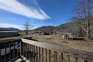 221B Cathey Rd, Mountain City, GA 30562 - Photo 3