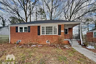 1825 Oakmont Dr NW, Atlanta, GA 30314 - Photo 1