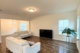 163 Chaffseed Cir, Hinesville, GA 31313 - Photo 11