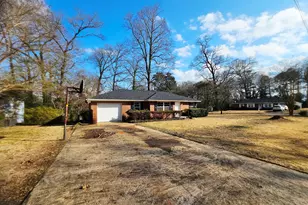 102 Dogwood Dr, Lagrange, GA 30241 - Photo 3
