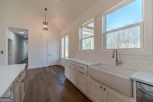 987 Garrison Rd, Cornelia, GA 30531 - Photo 9