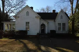 149 Holmes St, Barnesville, GA 30204 - Photo 1