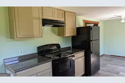 108 Margaret Drive, Warner Robins, GA 31093 - Photo 3