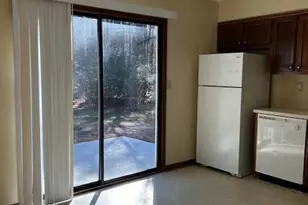 295 Handley Ct, Tyrone, GA 30290 - Photo 9