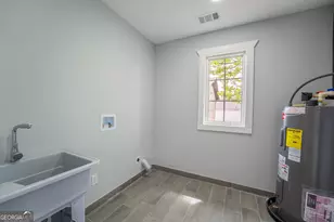 481 W Currahee St, Toccoa, GA 30577 - Photo 29