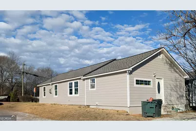 481 W Currahee Street, Toccoa, GA 30577 - Photo 17