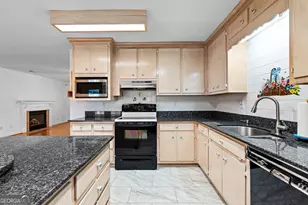 423 Woods Rd, Brooks, GA 30205 - Photo 31