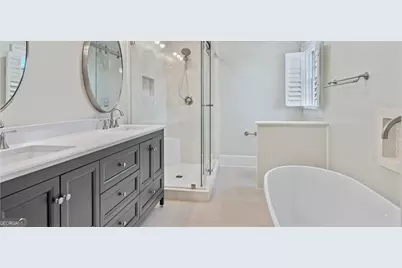 204 E Liberty Street, Savannah, GA 31401 - Photo 43