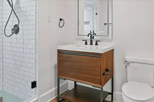 204 E Liberty St, Savannah, GA 31401 - Photo 51