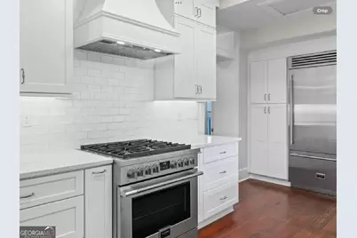 204 E Liberty Street, Savannah, GA 31401 - Photo 11