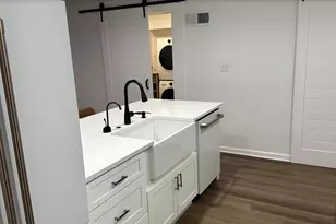 204 E Liberty St, Savannah, GA 31401 - Photo 47