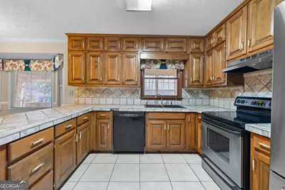 105 Walden Way, Fayetteville, GA 30214 - Photo 17