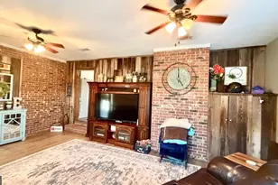 1242 Broxton Hwy, Hazlehurst, GA 31539 - Photo 23