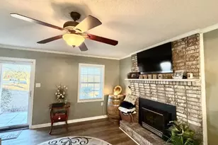 1242 Broxton Hwy, Hazlehurst, GA 31539 - Photo 7