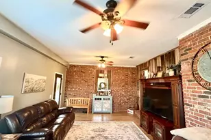 1242 Broxton Hwy, Hazlehurst, GA 31539 - Photo 23