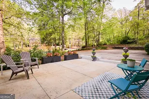 1020 Barnett Pl, Athens, GA 30605 - Photo 3