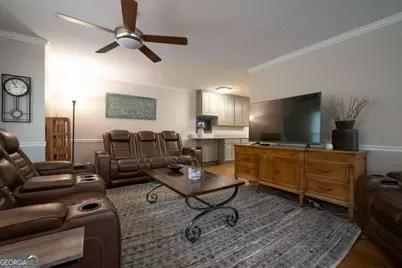 1020 Barnett Place, Athens, GA 30605 - Photo 3