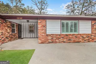 1046 Live Oak Dr, Hinesville, GA 31313 - Photo 7