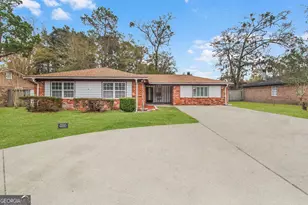 1046 Live Oak Dr, Hinesville, GA 31313 - Photo 3