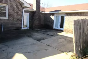 900 Crystal Dr, Thomaston, GA 30286 - Photo 3