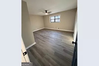 145 S Meadowcliff Circle, Carrollton, GA 30116 - Photo 15