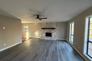 145 S Meadowcliff Cir, Carrollton, GA 30116 - Photo 3