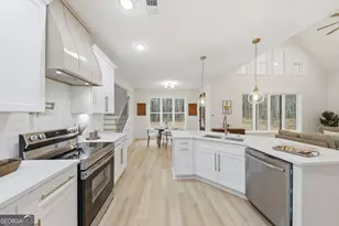 370 Harbour Shores Dr, Jackson, GA 30233 - Photo 3