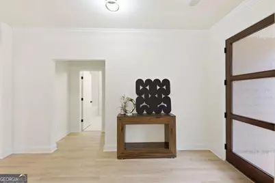 370 Harbour Shores Drive, Jackson, GA 30233 - Photo 5