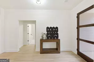 370 Harbour Shores Dr, Jackson, GA 30233 - Photo 5