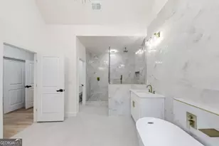 370 Harbour Shores Dr, Jackson, GA 30233 - Photo 33