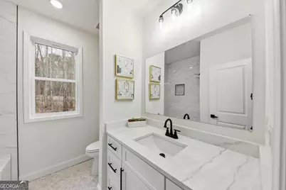 370 Harbour Shores Drive, Jackson, GA 30233 - Photo 7