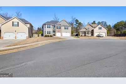 166 Brookview Drive, Newnan, GA 30265 - Photo 3
