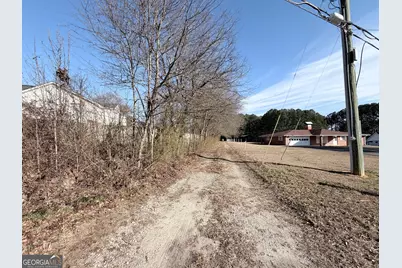 1892 Rockdale Circle, Snellville, GA 30078 - Photo 7