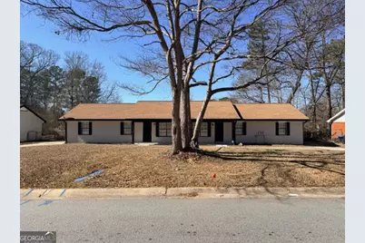 8319 Glenwoods Terrace, Riverdale, GA 30274 - Photo 1