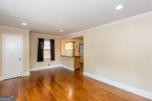 3132 Cloverhurst Dr, East Point, GA 30344 - Photo 5