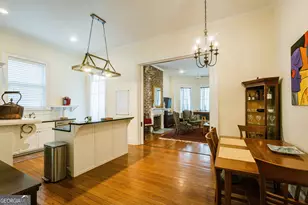 216 W Park Ave, Savannah, GA 31401 - Photo 17