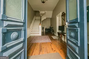 216 W Park Ave, Savannah, GA 31401 - Photo 3