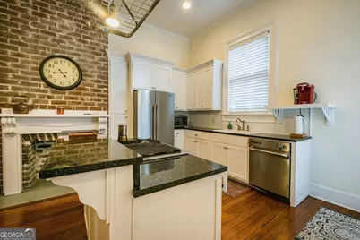 216 W Park Avenue #B, Savannah, GA 31401 - Photo 11