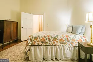 216 W Park Ave, Savannah, GA 31401 - Photo 25