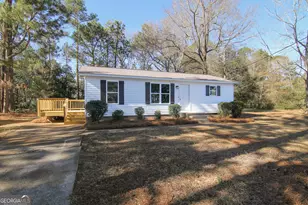 421 Vienna Cir, Fort Valley, GA 31030 - Photo 3