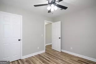 421 Vienna Cir, Fort Valley, GA 31030 - Photo 11