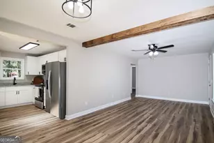 421 Vienna Cir, Fort Valley, GA 31030 - Photo 7