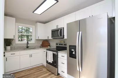 421 Vienna Circle, Fort Valley, GA 31030 - Photo 5