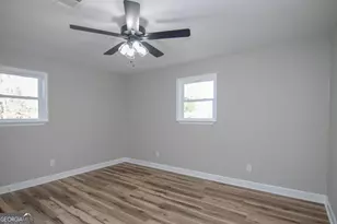 421 Vienna Cir, Fort Valley, GA 31030 - Photo 15