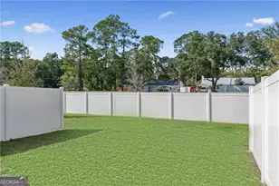 67 E Chapel Dr, Brunswick, GA 31525 - Photo 17