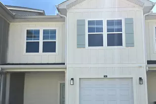 52 E Chapel Dr, Brunswick, GA 31525 - Photo 1